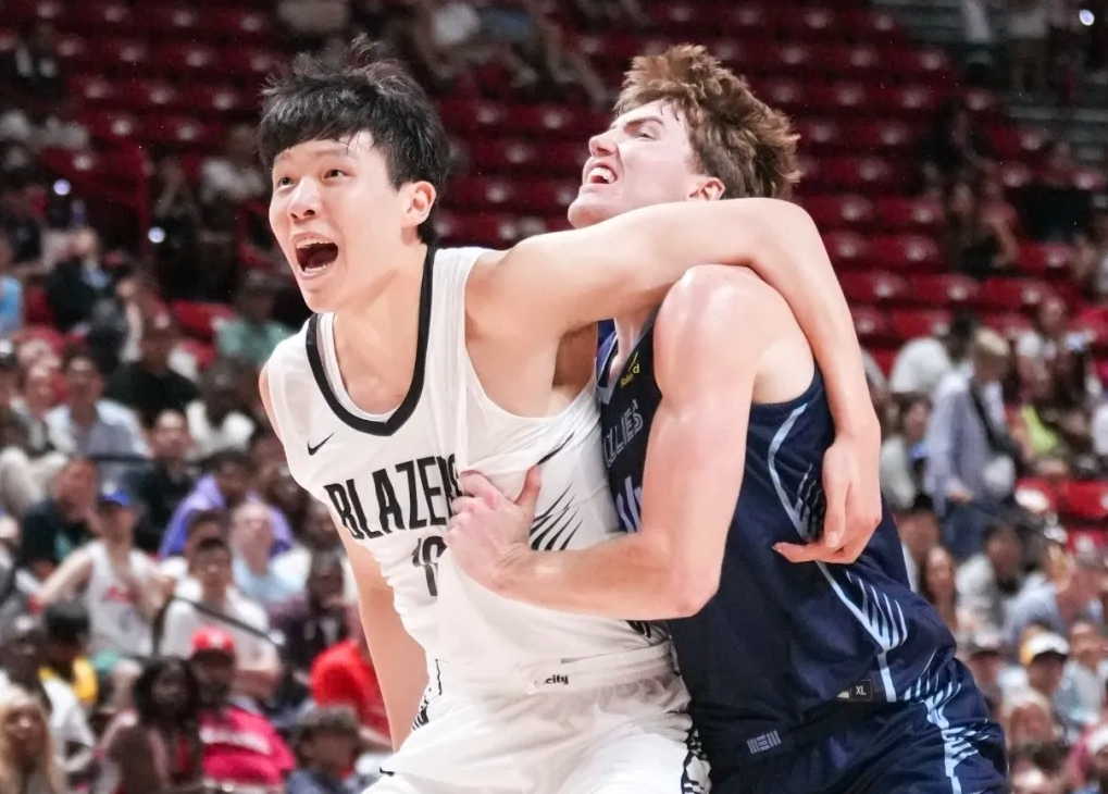 年薪810万，被杨瀚森挤走却坚信能夺冠！你成压垮詹姆斯最后稻草